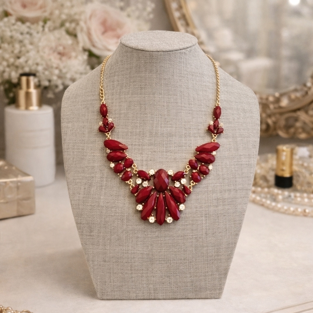 Elegant Deep Red Statement Necklace Faceted Faux Stones Evening (16"-19")